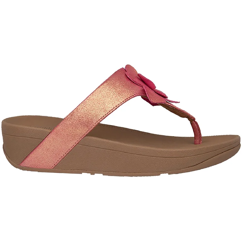 sandals for a casual summer look by the beachWomen's Fit Flop Lottie Corsage Pink Suede