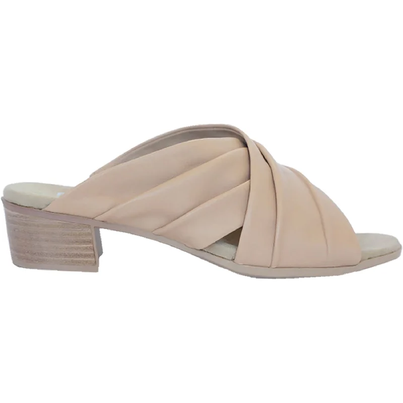 sandals for everyday casual comfort -Women's Munro Lee Natural Leather