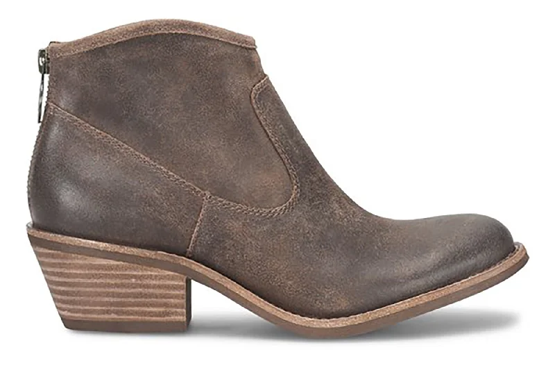 Stylish flat boots for women-Aisley