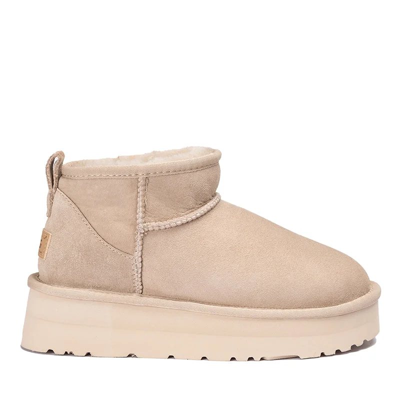 Stylish boots with rubber sole for winter hikes-UGG Platform Classic Mini Boots