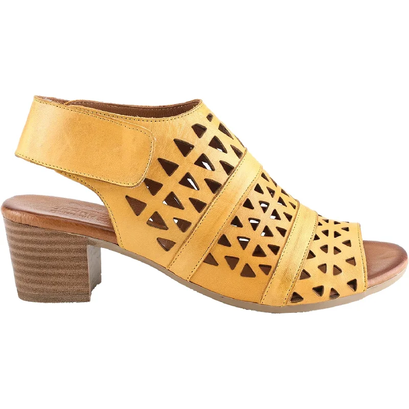 sandals for outdoor relaxation -Women's Spring Step Dorotha Yellow Leather