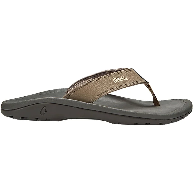 sandals for daily walks in warm climatesMen's OluKai Ohana Banyan/Island Salt Synthetic