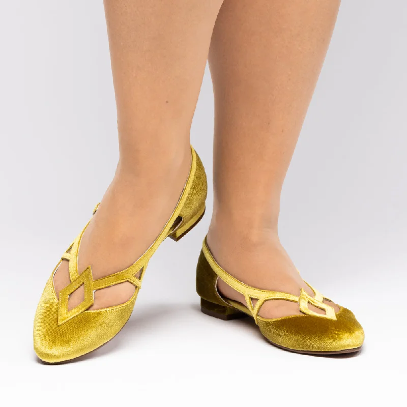 PRE-ORDER Mildred Vintage Flats (Liqueur Green)