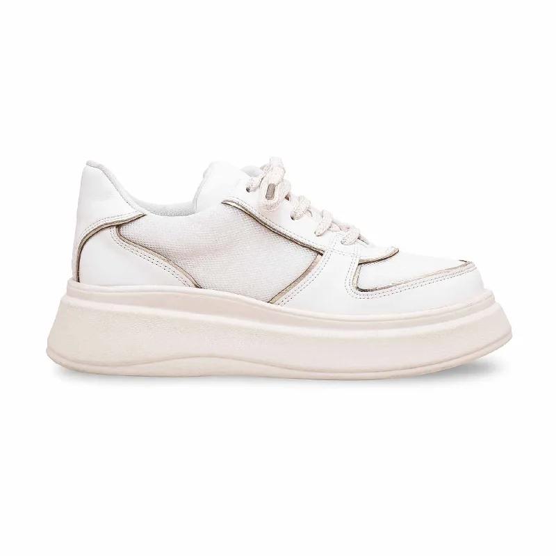 White Casual Sneaker AT7367