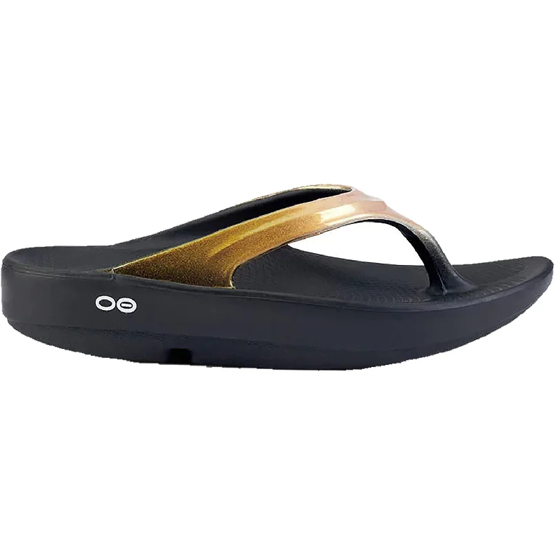 sandals for beach days and casual summer wearWomen's OOFOS OOlala Luxe Macchiato Synthetic