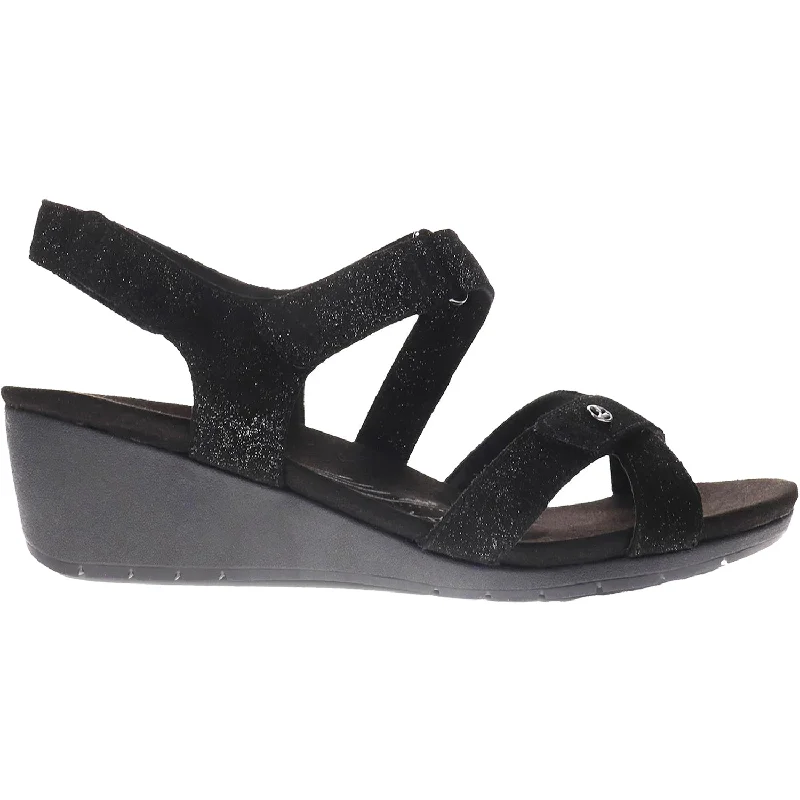 sandals for walking across sandy beachesWomen's Revere Casablanca Midnight Leather