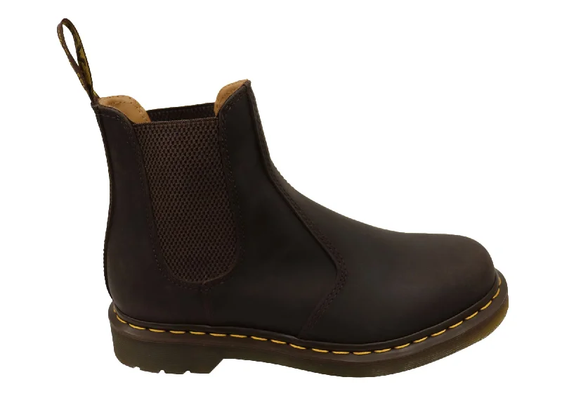 Trendy ankle boots for snow with rubber sole-Dr Martens 2976 YS Crazy Horse Unisex Leather Chelsea Boots