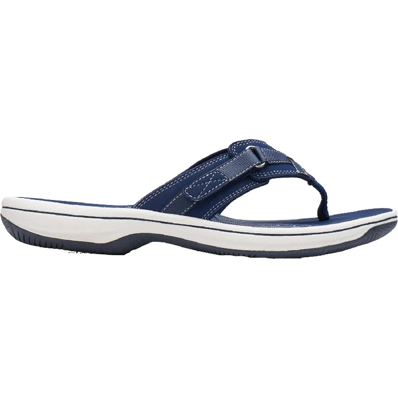 sandals for stylish summer holidaysWomen's Clarks Cloudsteppers Breeze Sea H Navy Synthetic