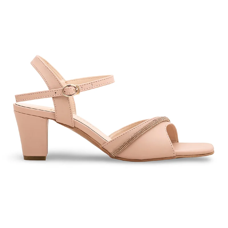 sandals for laid-back walks on the beachFawn Formal Sandal FR5225