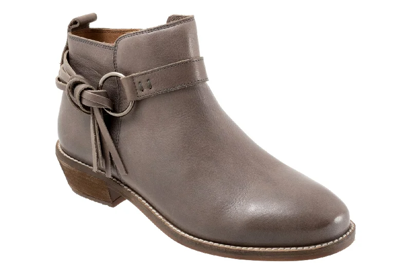 Stylish boots for snow days with warm lining-Reade