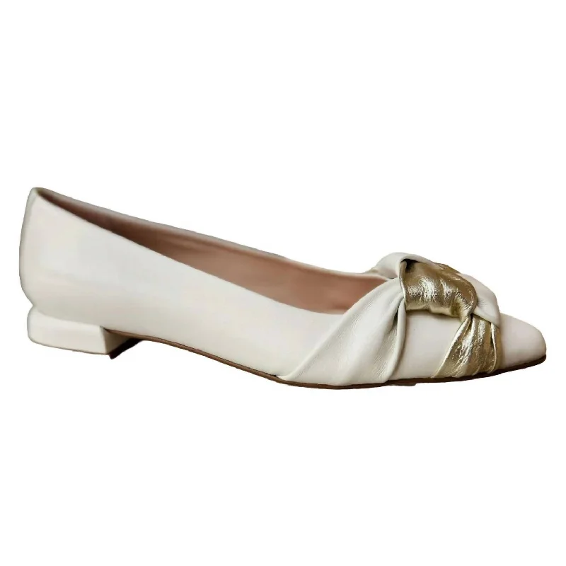 Women's Flats In White