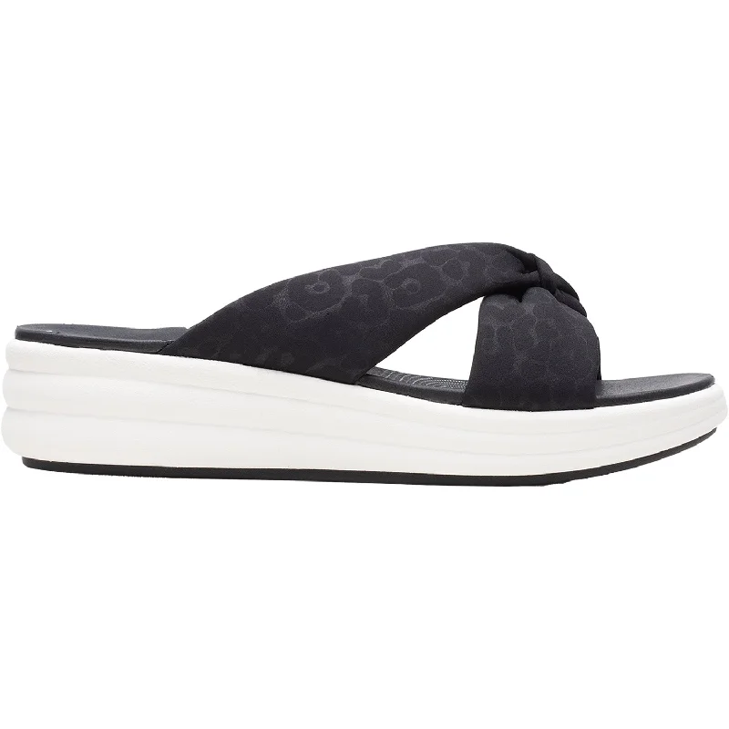 sandals for beach day excursionsWomen's Clarks Cloudsteppers Drift Ave Black Fabric