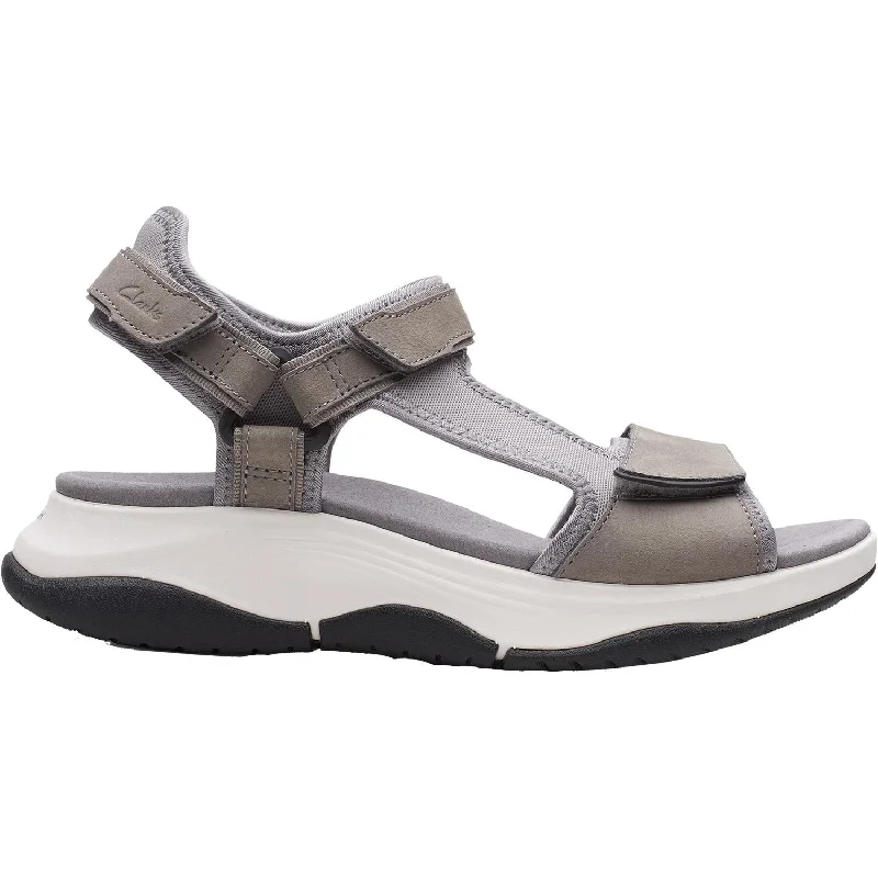 sandals for exploring nature in comfortWomen's Clarks Wave 2.0 Skip Grey Combi Textile/Nubuck