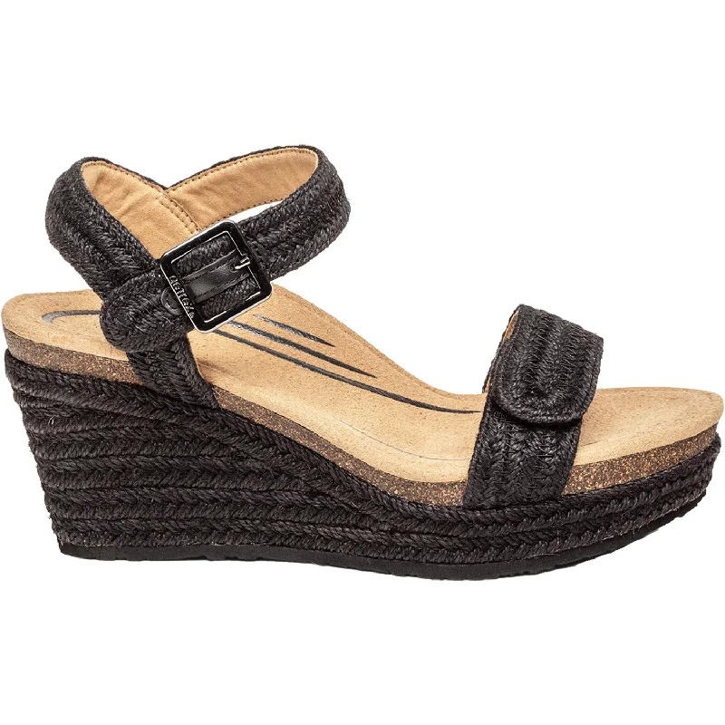 sandals for tropical city explorationWomen's Aetrex Sydney Black Jute